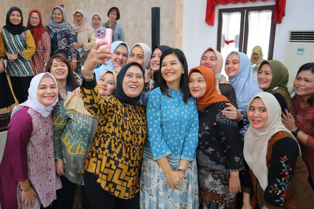 Sebelum Berpisah, Kahiyang Ayu Beri Saran & Masukan Agar Kelurahan Kota Medan Juara Lomba HKG PKK Sumut