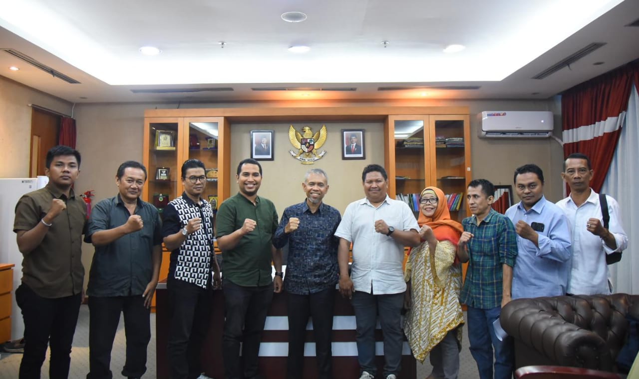 Wakil Ketua DPRD Sumut H. Salman Alfarisi Terima Silaturahmi Pokja Wartawan