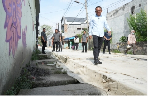 Tinjau Perbaikan Jalan Gurilla, Wakil Wali Kota Medan Ingin Masyarakat Terbebas Banjir