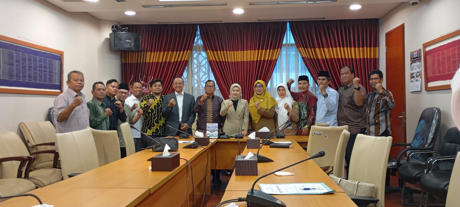 Terima Audiensi IKLAB RAYA, Erni Ariyanti Tanggapi Pemekaran Sumatera Timur dan Sekolah Unggulan