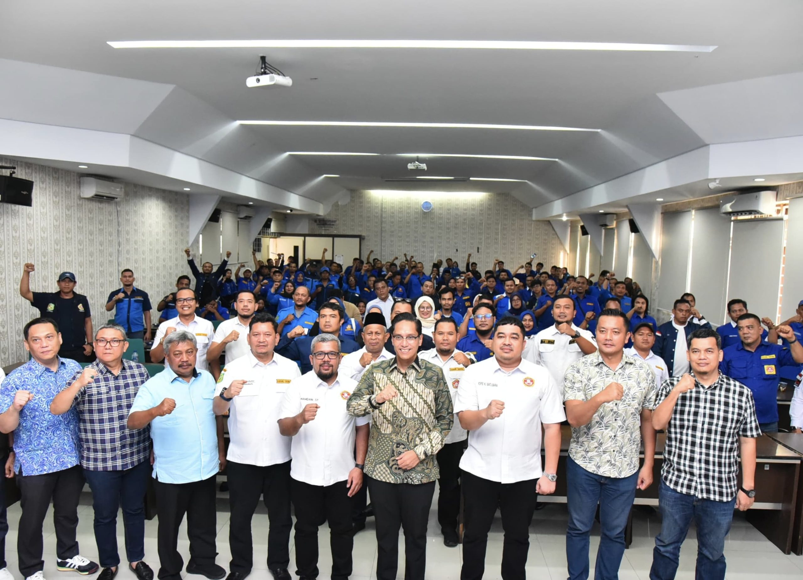 Lanjutkan Program Berobat Gratis Modal KTP UHC-JKMB, Karang Taruna Apresiasi Wali Kota Rico