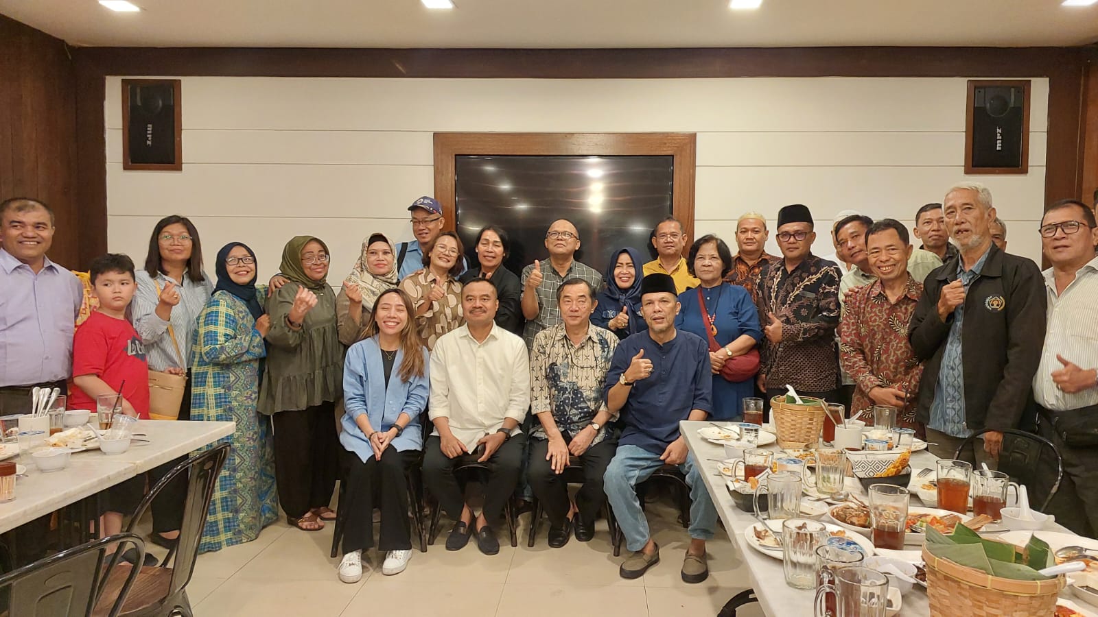 Buka Puasa Bersama Manajemen Fiesta, Ketua PWI Sumut : “Silaturahmi Jangan Terputus”
