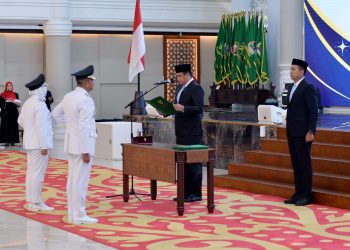 Lantik Bupati dan Wakil Bupati Madina, Gubernur Bobby Ingatkan Kesejahteraan Rakyat  Sebagai Landasan Bekerja