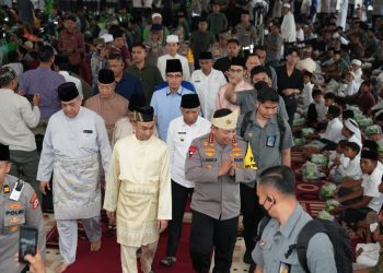 Hadir Bersama Kapolri di Masjid Raya, Wagubsu: Pemprov Sumut Dukung Program Strategis Polri