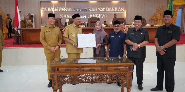 DPRD Langkat Gelar Paripurna LKPJ Bupati 2024