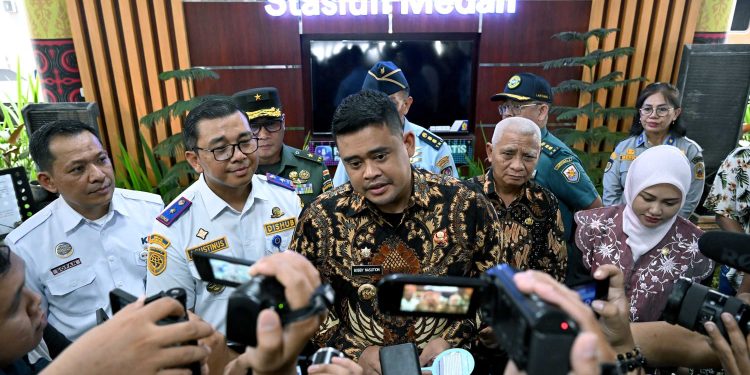Fasilitasi 10.833 Pemudik Gratis, Gubernur Bobby Berpesan Hati-hati di Jalan dan Tetap Jaga Kesehatan