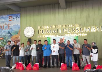 YSKI Berbagi Paket Lebaran Untuk PWI Sumut, Farianda: Syukur dan Terimakasih