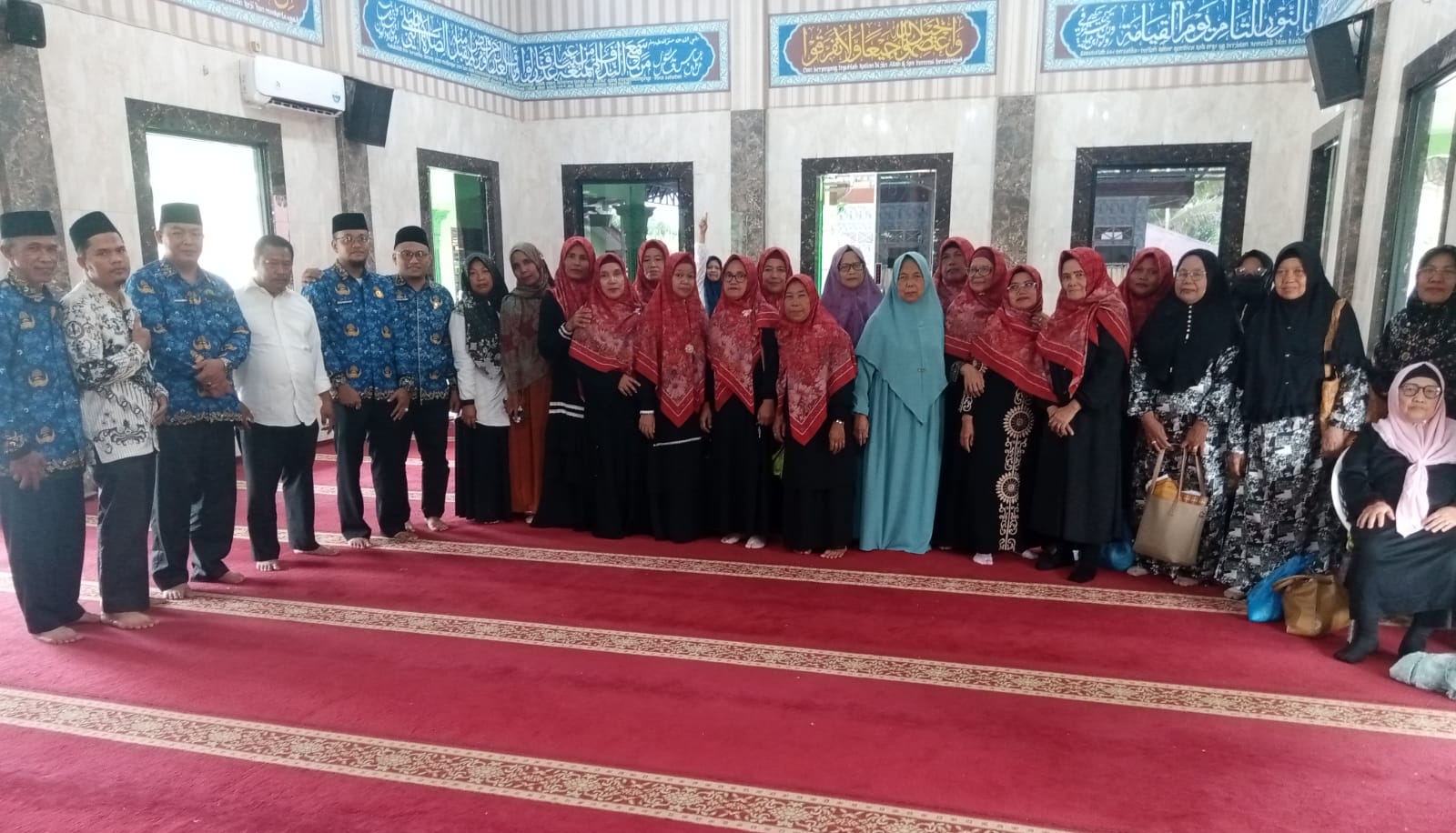 KUA  Delitua  Bekerjasama BKM Masjid Al Hikmah Adakan Tausyiah