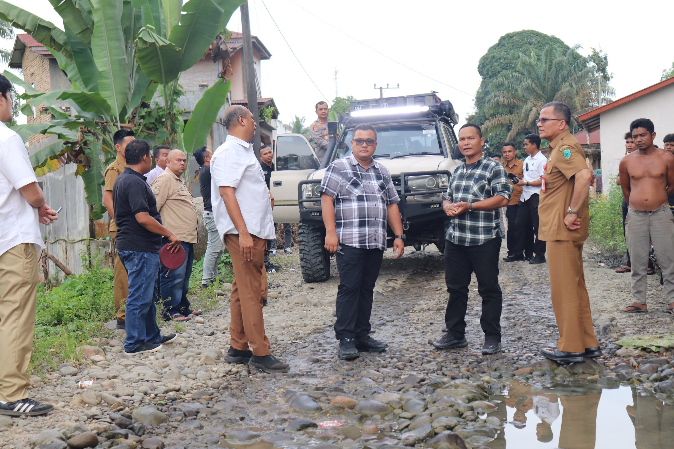Dinas PUPR Pemprovsu Tinjau Ruas Jalan Provinsi Di Paluta