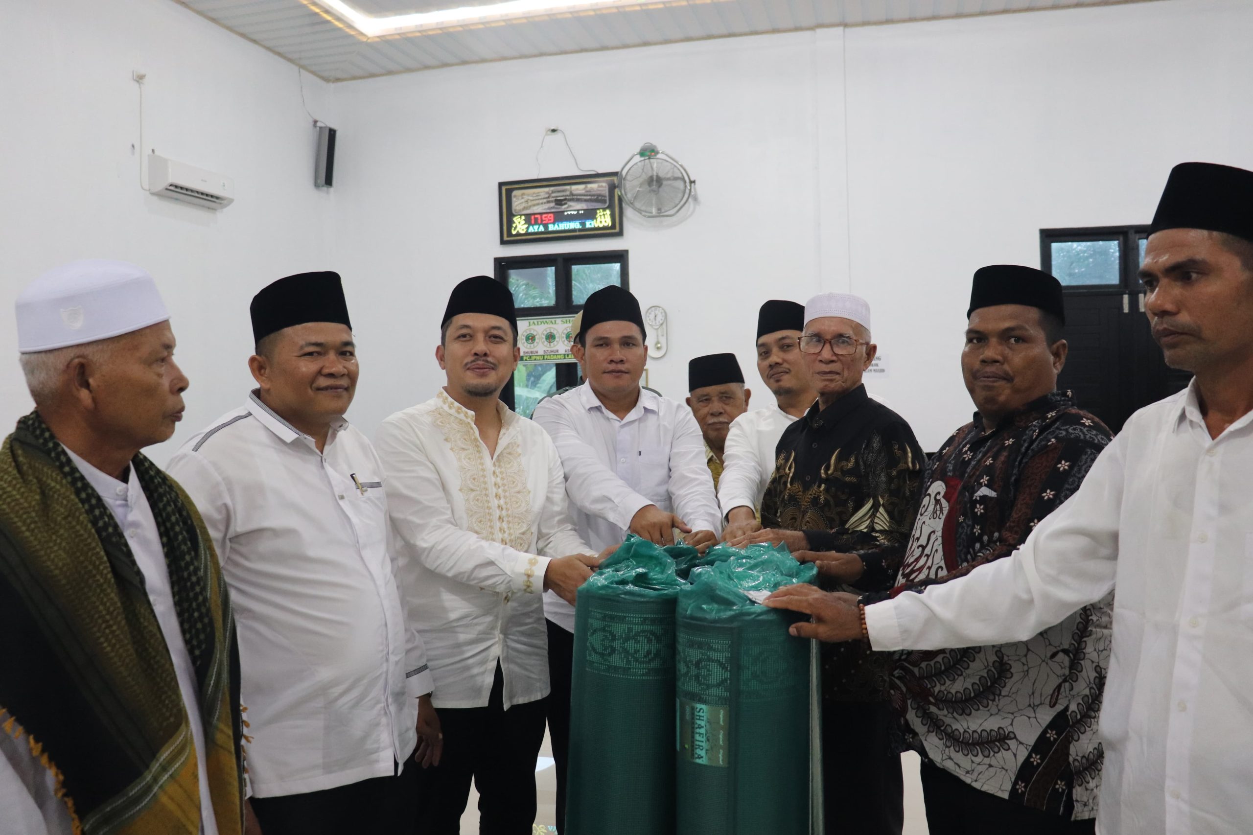 Bupati Paluta Ajak Seluruh Masyarakat Di Ujung Batu Untuk Membangun Daerah