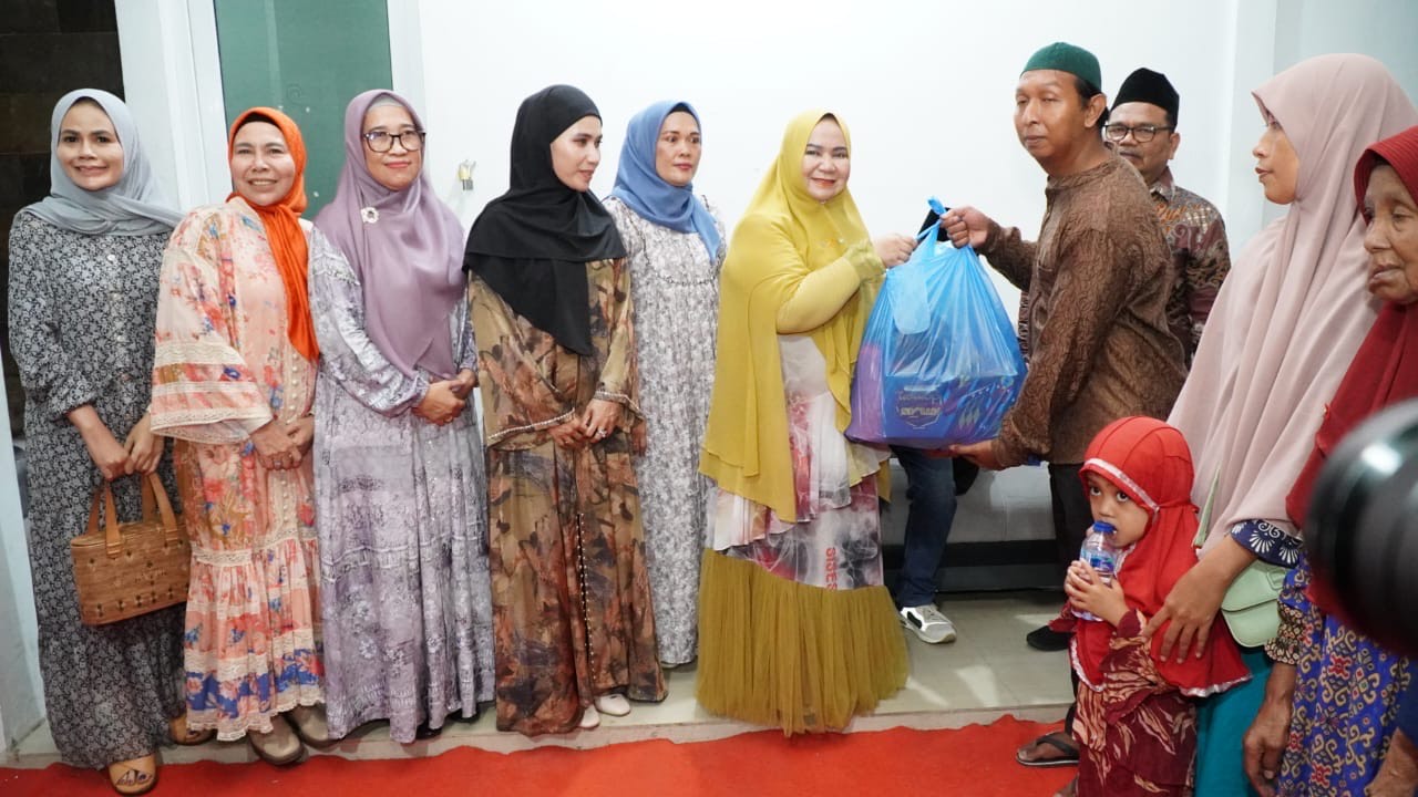 Safari Ramadan di Kuala, Pemkab Langkat Berikan Rp 40 Juta dan Paket Sembako