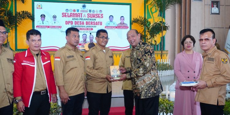 Bupati Langkat Kukuhkan Desa Bersatu 2025 – 2030