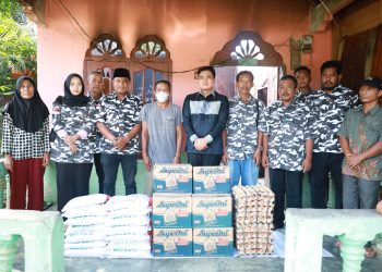 Wujud Kepedulian Nyata, Ricky Anthony Bantu Korban Kebakaran di Wampu
