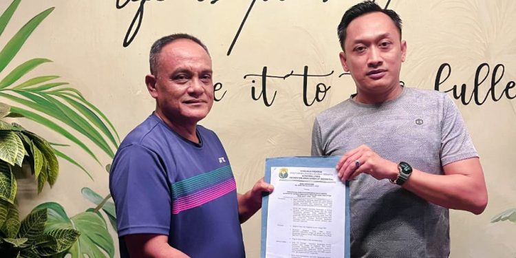 Terima SK dari PBSI Sumut, Aswindy Pimpin BLC Sumut