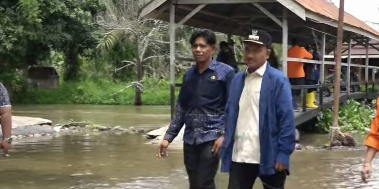 Tinjau Lokasi Banjir, Wali Kota Tanjungbalai Dorong Kolaborasi Lintas Sektor