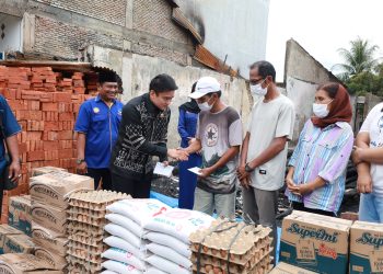 Wakil Ketua DPRD Sumut Ricky Anthony Bantu Korban Kebakaran di Bahorok