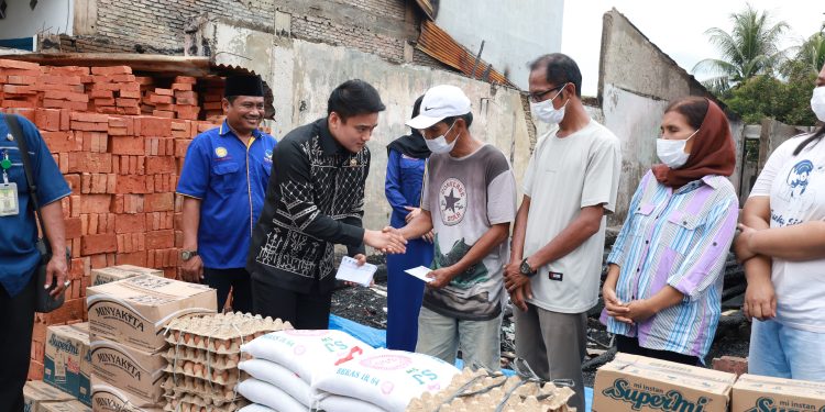 Wakil Ketua DPRD Sumut Ricky Anthony Bantu Korban Kebakaran di Bahorok