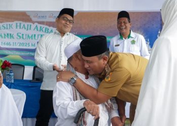 12 Calon Jamaah Haji Eksklusif Dairi Diberangkatkan
