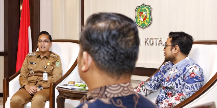 Beri Pertolongan Awal Serangan Jantung, Wali Kota Rico Ingin Dokter Spesialis Jantung Ada di Puskesmas