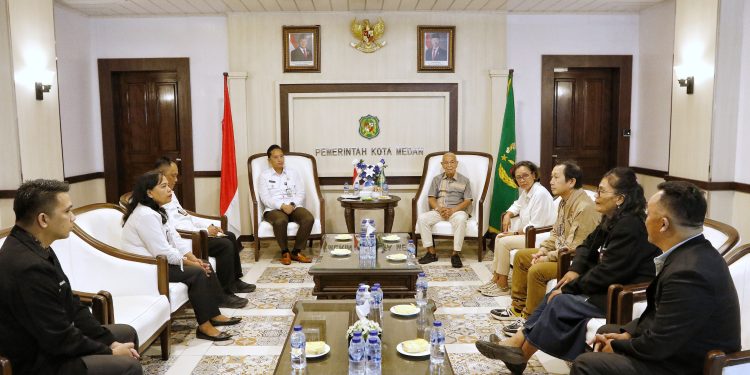 Perkuat Persatuan dan Kerukunan Antar Gereja, Wali Kota Rico Harap BKAG Jadi Ruang Aspirasi Umat