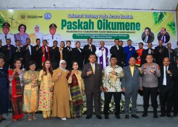 Bupati Dairi Vickner Sinaga Hadiri Paskah Oikumene