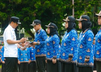 Serahkan SK Pengangkatan 529 CPNS Pemko Medan, Wali Kota Rico: Jaga Diri Tidak Ternoda