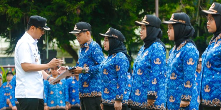 Serahkan SK Pengangkatan 529 CPNS Pemko Medan, Wali Kota Rico: Jaga Diri Tidak Ternoda