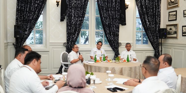 Kumpulkan Seluruh Perangkat Daerah, Wali Kota Rico: Kita Harus Bermanfaat untuk Masyarakat