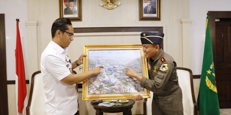Rico Waas Terima Foto Indah Kota Medan dari Udara