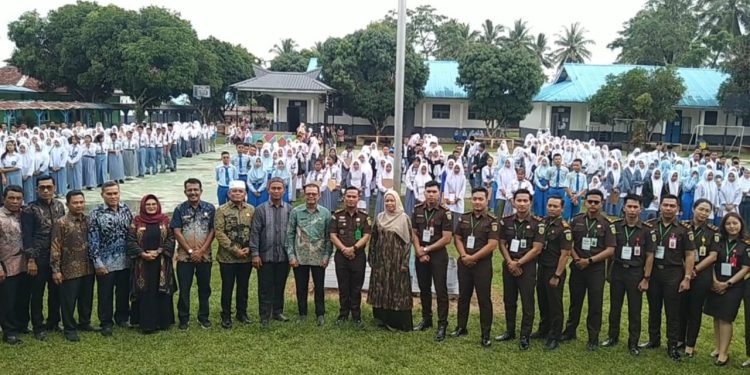 Kasi Intel Buka Olimpiade Sains dan Sosial Piala Kajari Madina