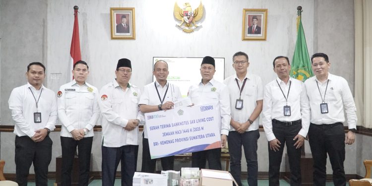 Kakanwil Kemenagsu Terima Uang Living Cost Jamaah Haji 2025 dari BRI