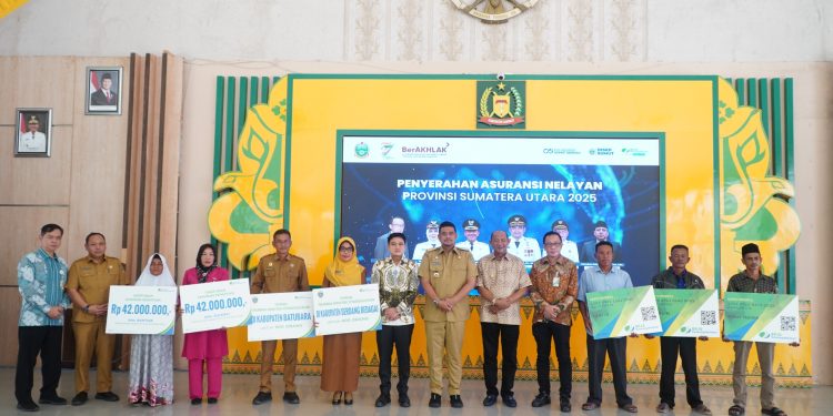 Syah Afandin Apresiasi Gubsu Bobby Serahkan 1.600 Kartu BPJS untuk Nelayan Langkat