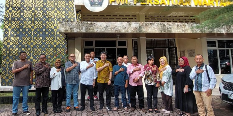Humas Polda Silaturahmi ke PWI Sumut, Farianda: Saat Liputan Anggota PWI selalu Kedepankan Etika