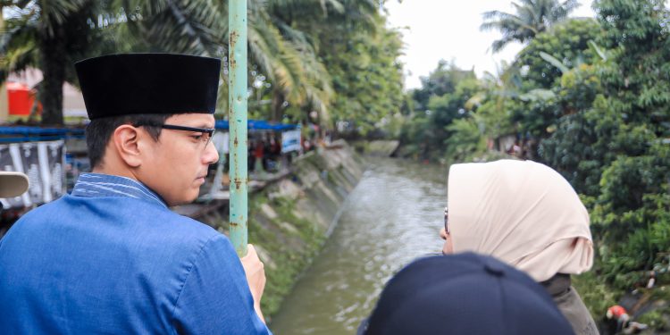 Temui Orangtua Korban Anak Hanyut, Wali Kota Rico: Pemko Medan akan Terus Lakukan Pencarian