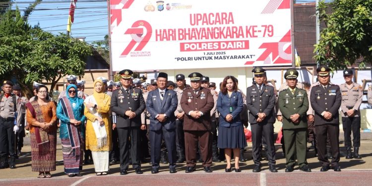 Wakil Bupati Dairi Hadiri Upacara Hari Bhayangkara Ke-79.