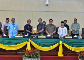 Zakiyuddin Ikuti Sidang Pemandangan Umum Fraksi DPRD tentang Pencegahan dan Penanggulangan Kebakaran