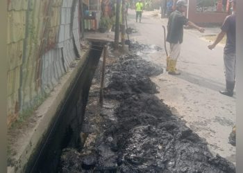 Gercep Tanggapi Keluhan Warga, Parit Penyebab Banjir Langsung Dikorek Dipimpin Wali Kota Rico