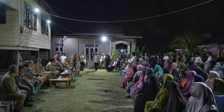 Seharian Serap Aspirasi di Pulau Kampai, Bobby Nasution Disambut Meriah dan Hangat