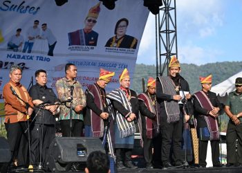 Sahuti Aspirasi Masyarakat Pakpak Bharat, Gubernur Bobby akan Bangun Infrastruktur hingga Bantu UMKM