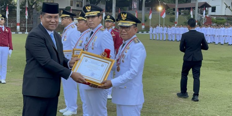 IPDN Anugerahi Kartika Pamong Praja Muda dan Alumni Kehormatan Pendidikan Kepamongprajaan Kepada Wali Kota Medan dan Wakil