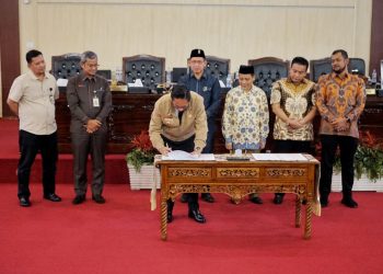 Wali Kota Medan Tandatangani Nota Kesepakatan KUA dan PPAS RP.APBD TA 2025