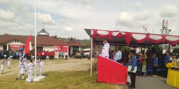 Upacara Peringatan HUT-RI di Kecamatan Sumbul