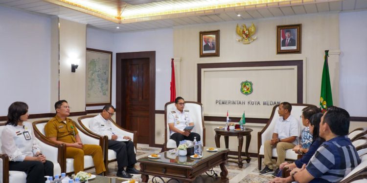 Audiensi ke Wali Kota Rico, Keuskupan Agung Medan Sampaikan Daya Tampung Gereja Katedral