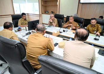Serius Tangani Hama Lalat Buah, Gubernur Bobby Tekankan Tiga Hal Ini