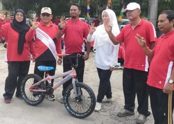 Sambut HUT ke-80 Kemerdekaan RI, Kemenag DS Gelar Senam Sehat Moderasi dan Lucky Draw