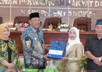 Modal Awal Rp 6 Miliar Diterima BUMD Langkat Setia Negeri