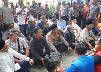 DPRD Langkat Terima Aksi Damai, Tiga Tuntutan Massa Disepakati