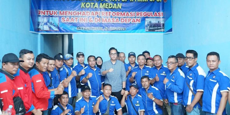 Wali Kota Rico Temui Serikat Pekerja, Berjanji Perjuangkan Aspirasi Buruh