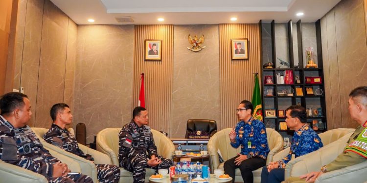 Terima Pejabat TNI AL, Rico Waas Perkuat Koordinasi dan Sinergi Jaga Keamanan Laut Termasuk Peredaran Narkoba