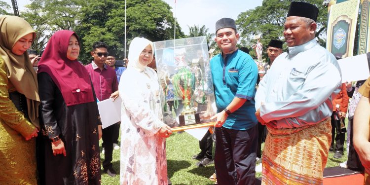 Wabup Tiorita Tutup MTQ Ke-58 Langkat, PT LNK Raih Juara Umum